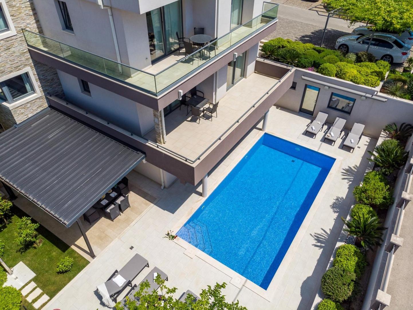 Luxury Villa Lucas With Heated Pool, Whirlpool, Sauna, 14 Pax Podstrana Exterior foto